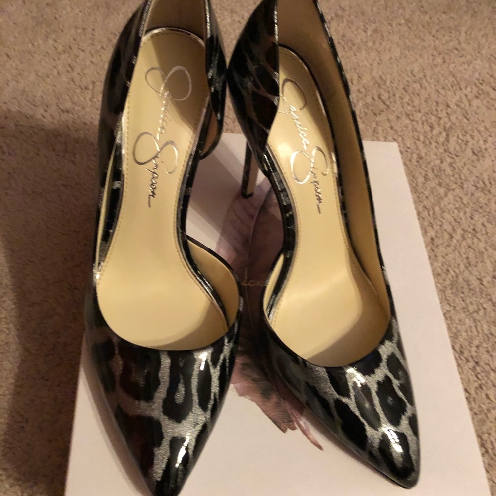 Women Jessica Simpson pump heels - Picture 1 of 7